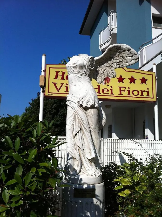 Hotel Villa Dei Fiori - Sul Mare Con Piscina Viserbella di Rimini