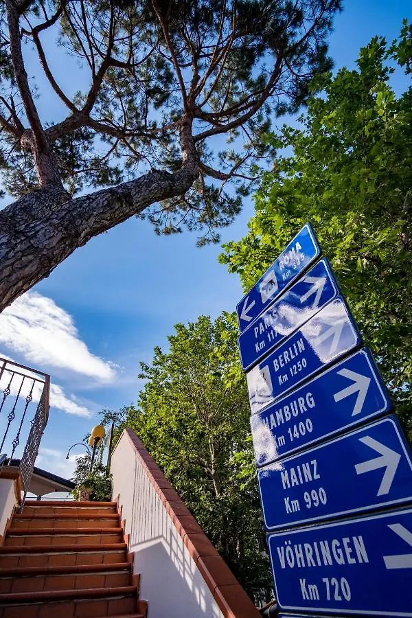 Hotel Villa Dei Fiori - Sul Mare Con Piscina Viserbella di Rimini Itálie