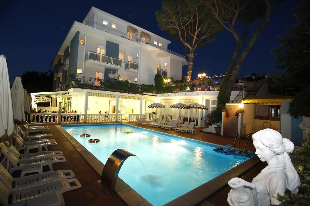 Hotel Villa Dei Fiori - Sul Mare Con Piscina Viserbella di Rimini